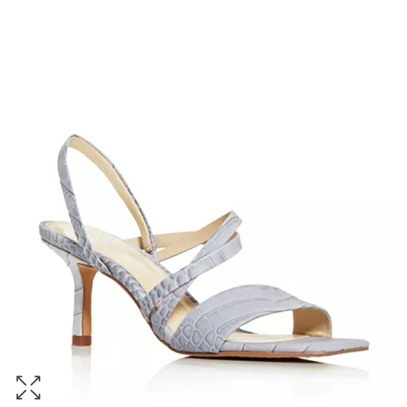 VINCE CAMUTO Pale Blue Croco Samira - Picture 5 of 8